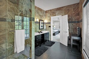 East Suite, Lake View | 1 bedroom, premium bedding, minibar, desk