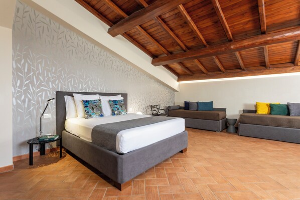 Family Room, Terrace (Zagara Bianca)