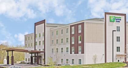 Holiday Inn Express & Suites New Cumberland by IHG