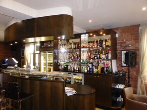 Bar (on property) - The Old Station House Hotel (Manchester)