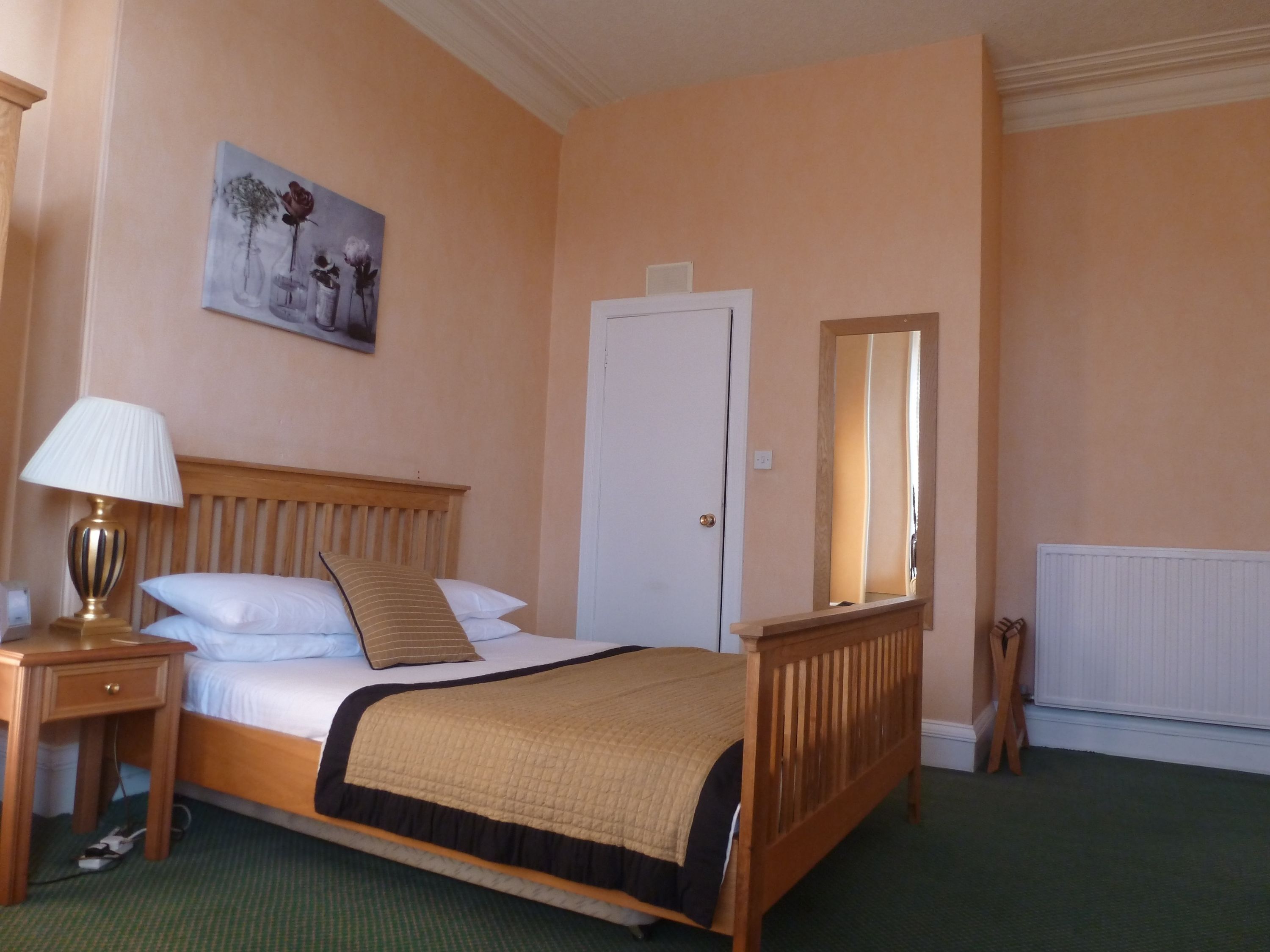 iron/ironing board, wifi