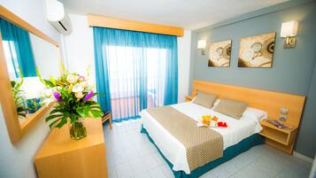 1 chambre, coffres-forts dans les chambres, bureau, rideaux occultants