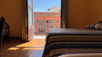 In-room safe, individually furnished, iron/ironing board, free WiFi
