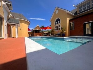 Exterior - Brownstone Marlin Drive (Nassau)