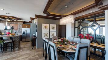 Departamento de lujo | Comedor