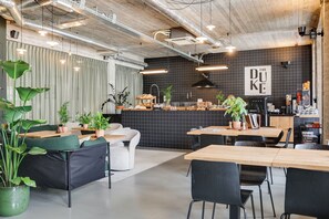 Daily buffet breakfast (EUR 23.50 per person)