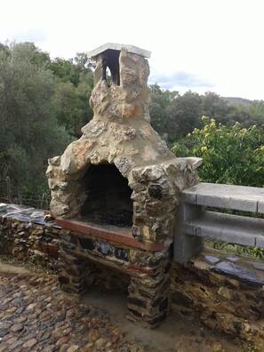 Family Bungalow, 3 Bedrooms, Mountain View, Mountainside | Terrace/patio