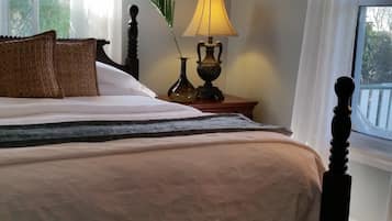 Room, 1 Queen Bed | Premium bedding, free WiFi, bed sheets