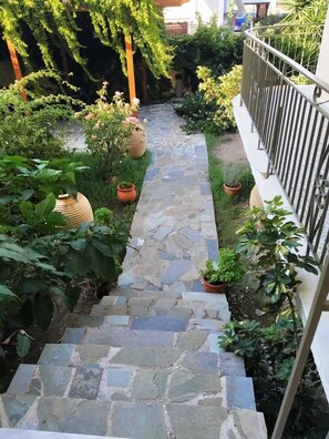 Garden - Hotel Castello (Pylos-Nestoras)