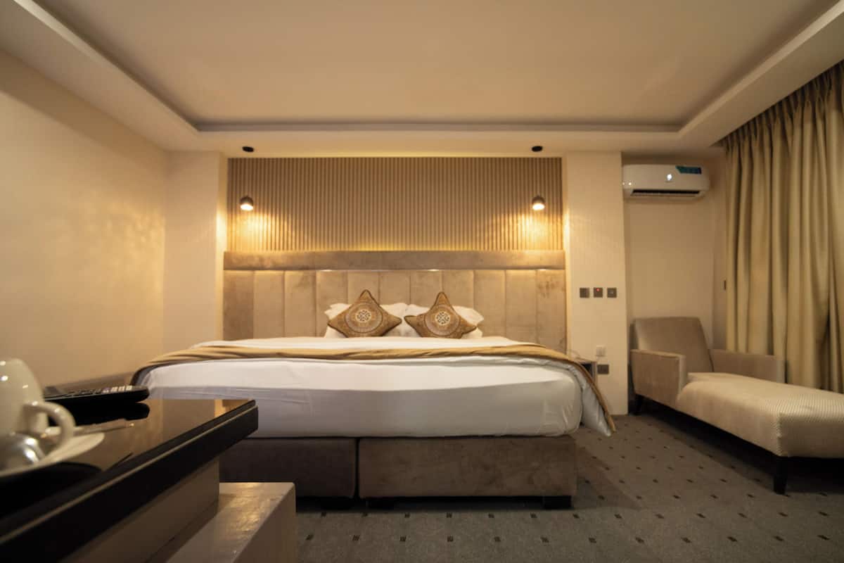 Luxury Suite | 1 bedroom, premium bedding, individually decorated