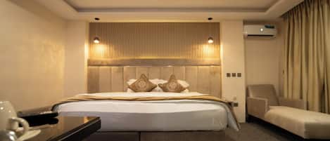 Luxury Suite | 1 bedroom, premium bedding, individually decorated