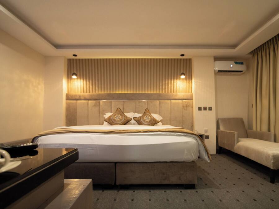 Luxury Suite | 1 bedroom, premium bedding, individually decorated