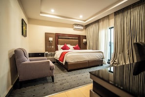 Chambre Deluxe | 1 chambre, literie de qualité supérieure, décoration personnalisée