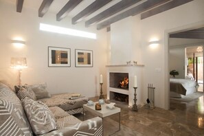 Suite (4 adults) | Ruang tamu