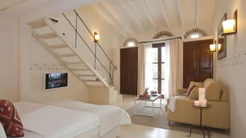 Superior Double Room (Garden access) | Living area