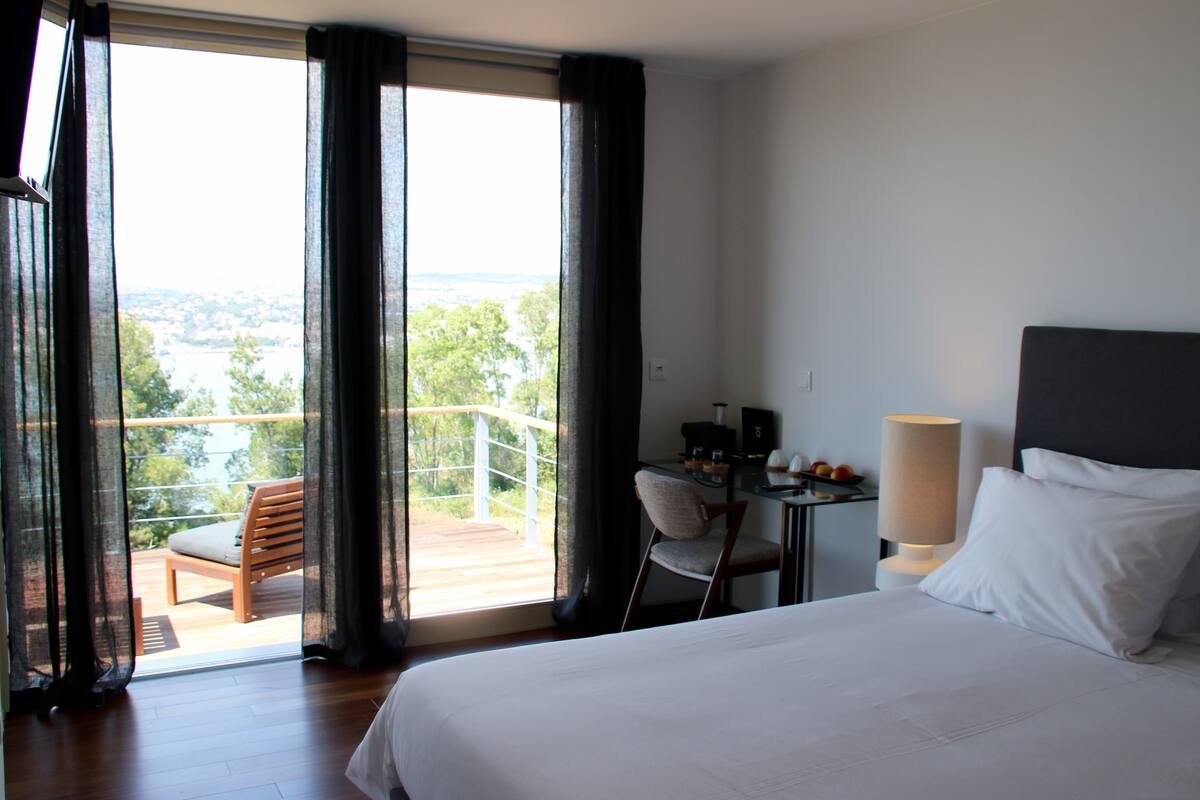 1 quarto, escrivaninha, cortinas blackout, Wi-Fi de cortesia