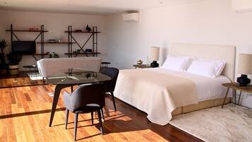 Suite Panoramic with terrace | 1 bedroom, desk, blackout drapes, free WiFi
