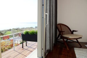 View from room - Quinta do Tagus Village (Almada)