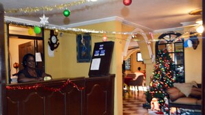 Lobby - Beau Rivage Hotel (Cap-Haitien)