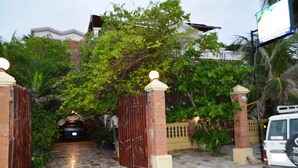 Exterior - Beau Rivage Hotel (Cap-Haitien)
