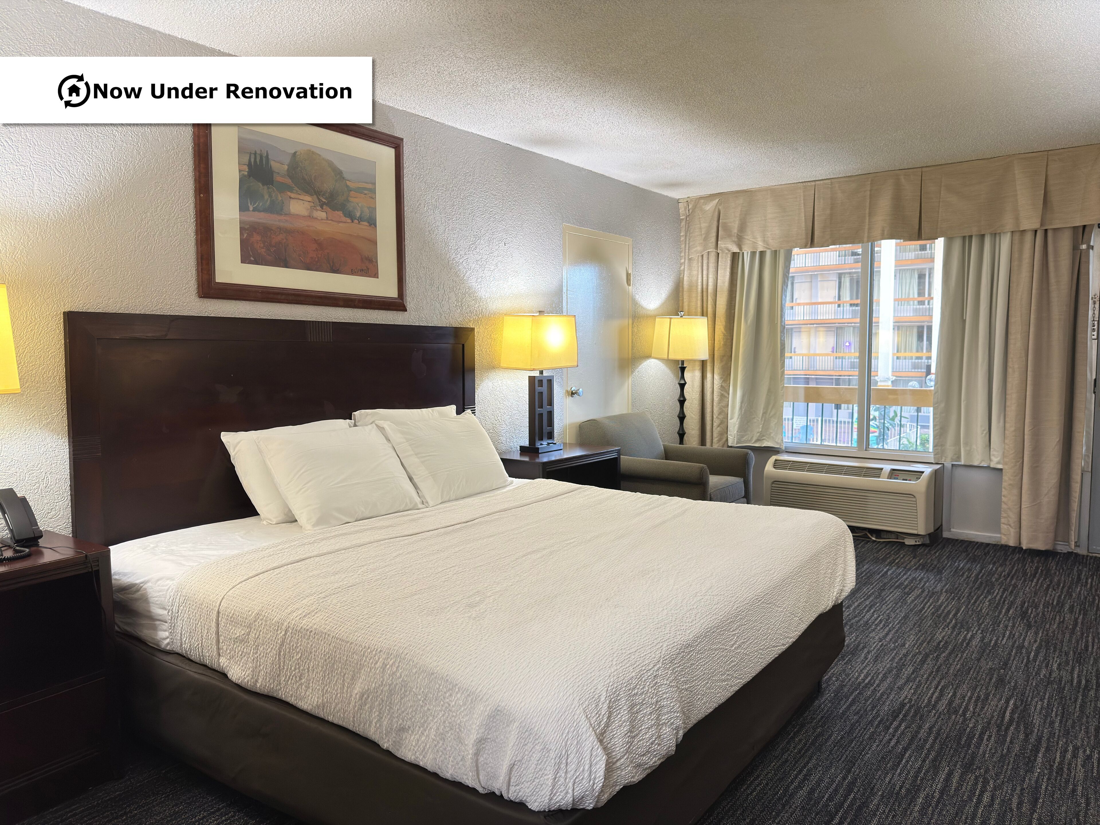 Standard Room, 1 King Bed, Non Smoking | Desk, laptop workspace, free WiFi, bed sheets