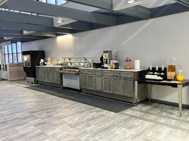 Free daily full breakfast