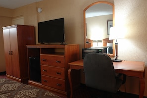 Standard Room, 2 Double Beds, Non Smoking | Desk, laptop workspace, free WiFi, bed sheets