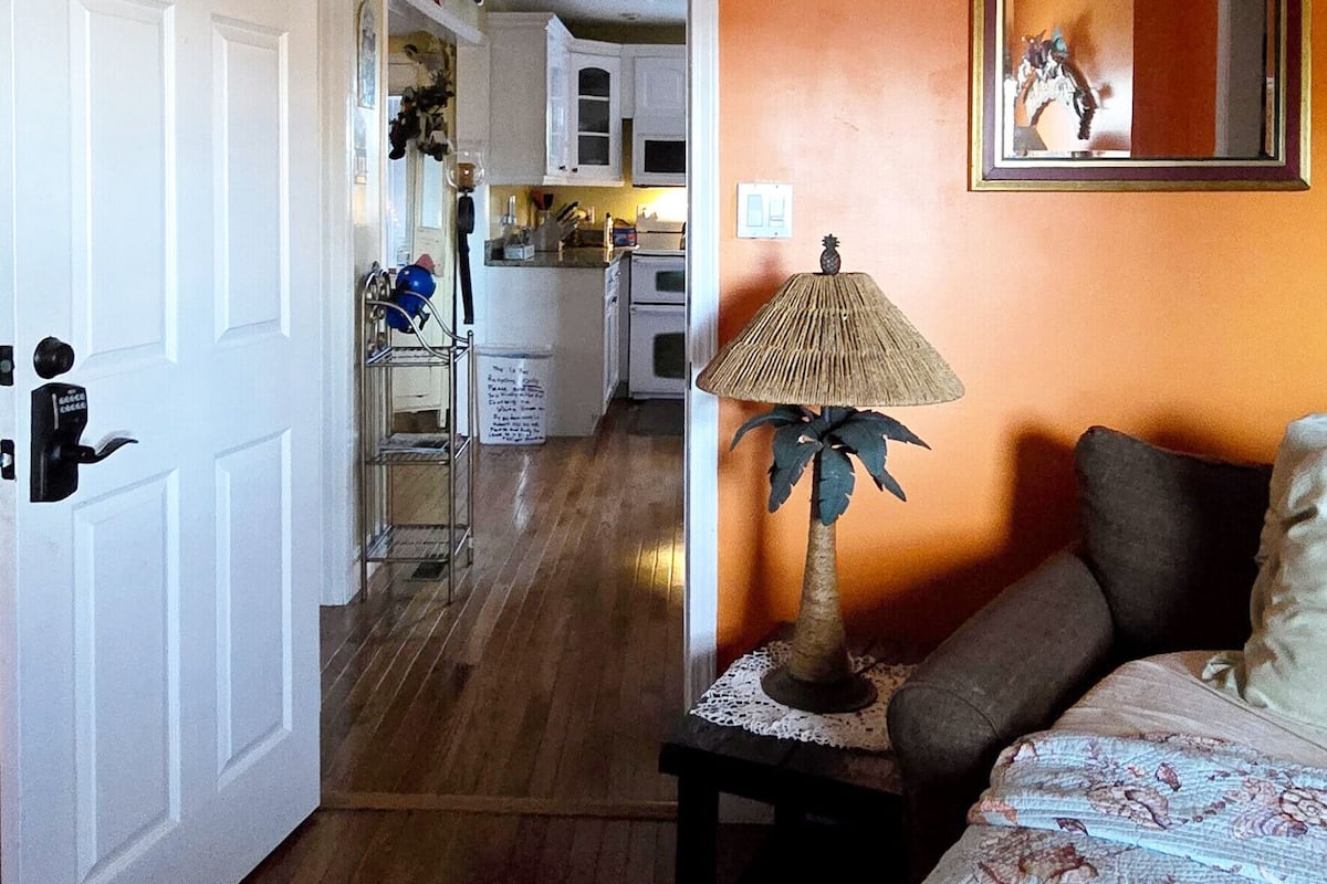Economy Twin Room