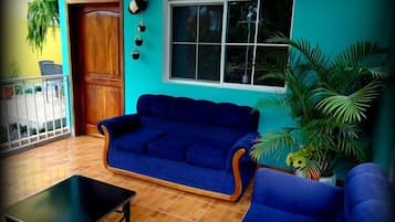 Desk, iron/ironing board, rollaway beds, free WiFi