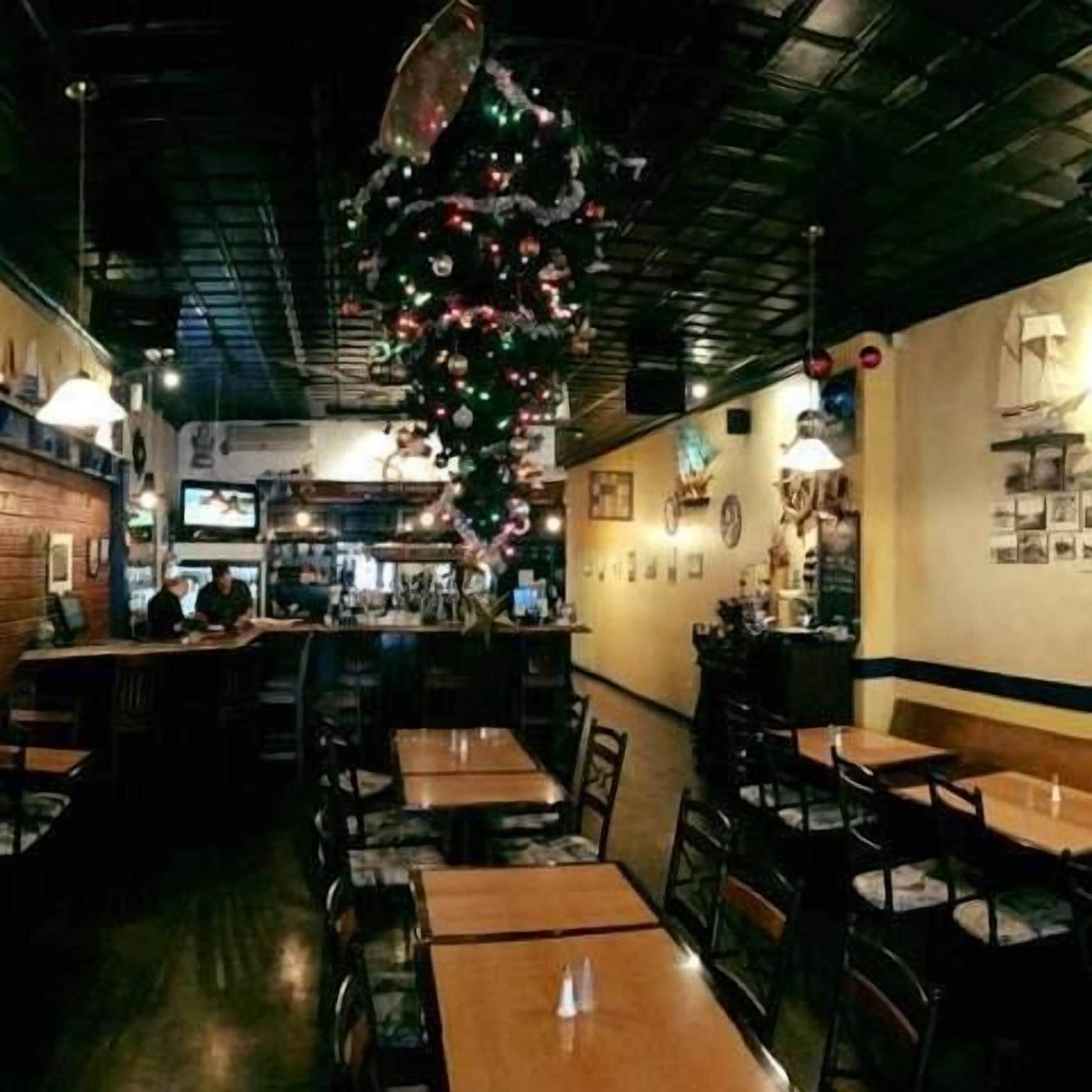 Photo - Canalside Restaurant & Inn