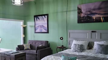 Studio Canal View Suite 1 | 1 bedroom, individually decorated, individually furnished