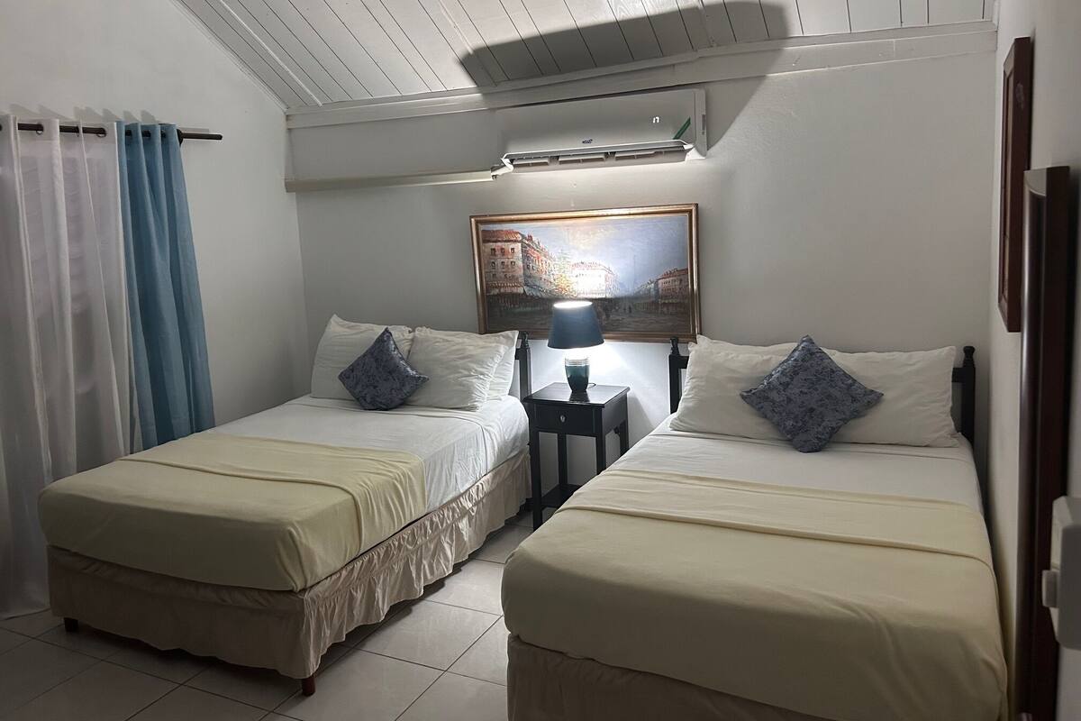 Two Bedrooms Cottage 16X | 遮光窗帘、免费 WiFi、特色装修、特色家居