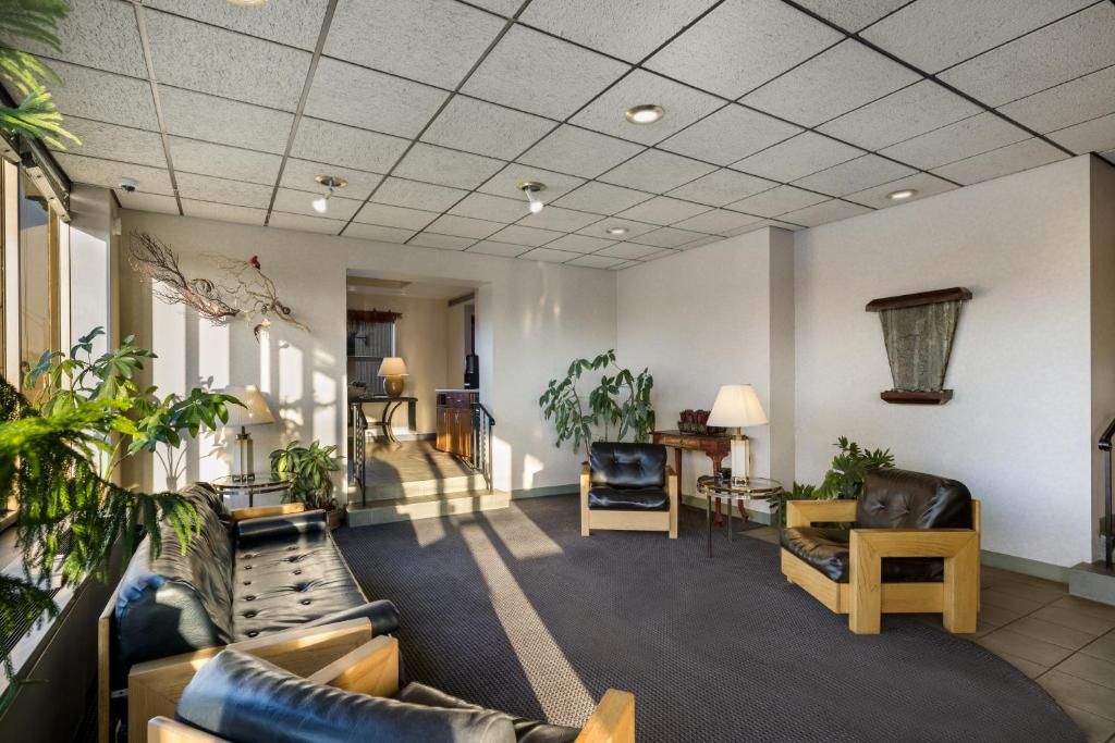 Photo - Gateway Inn