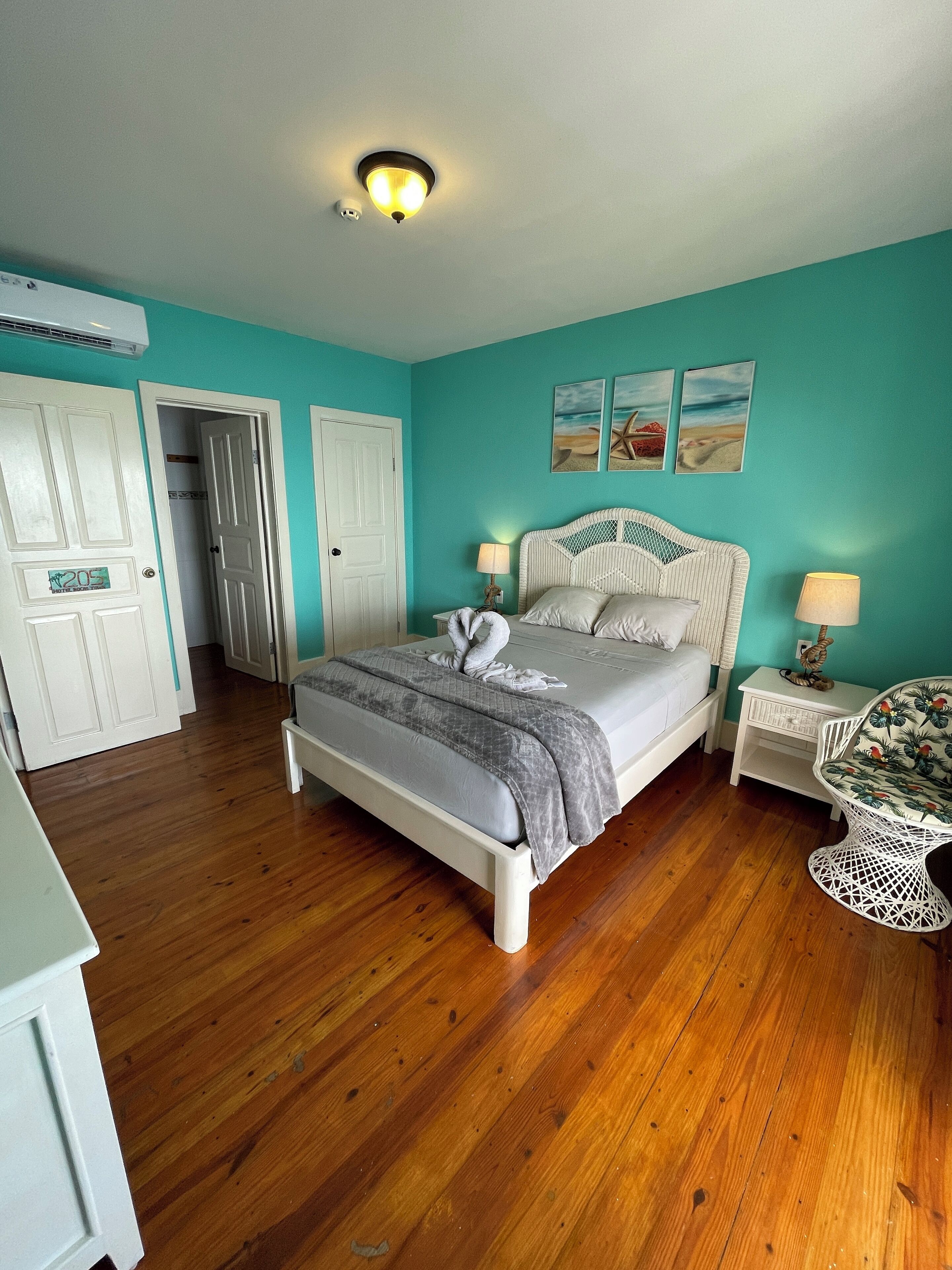 double room, ocean view | desk, free wifi, bed sheets