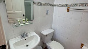 Habitación estándar doble | Baño
