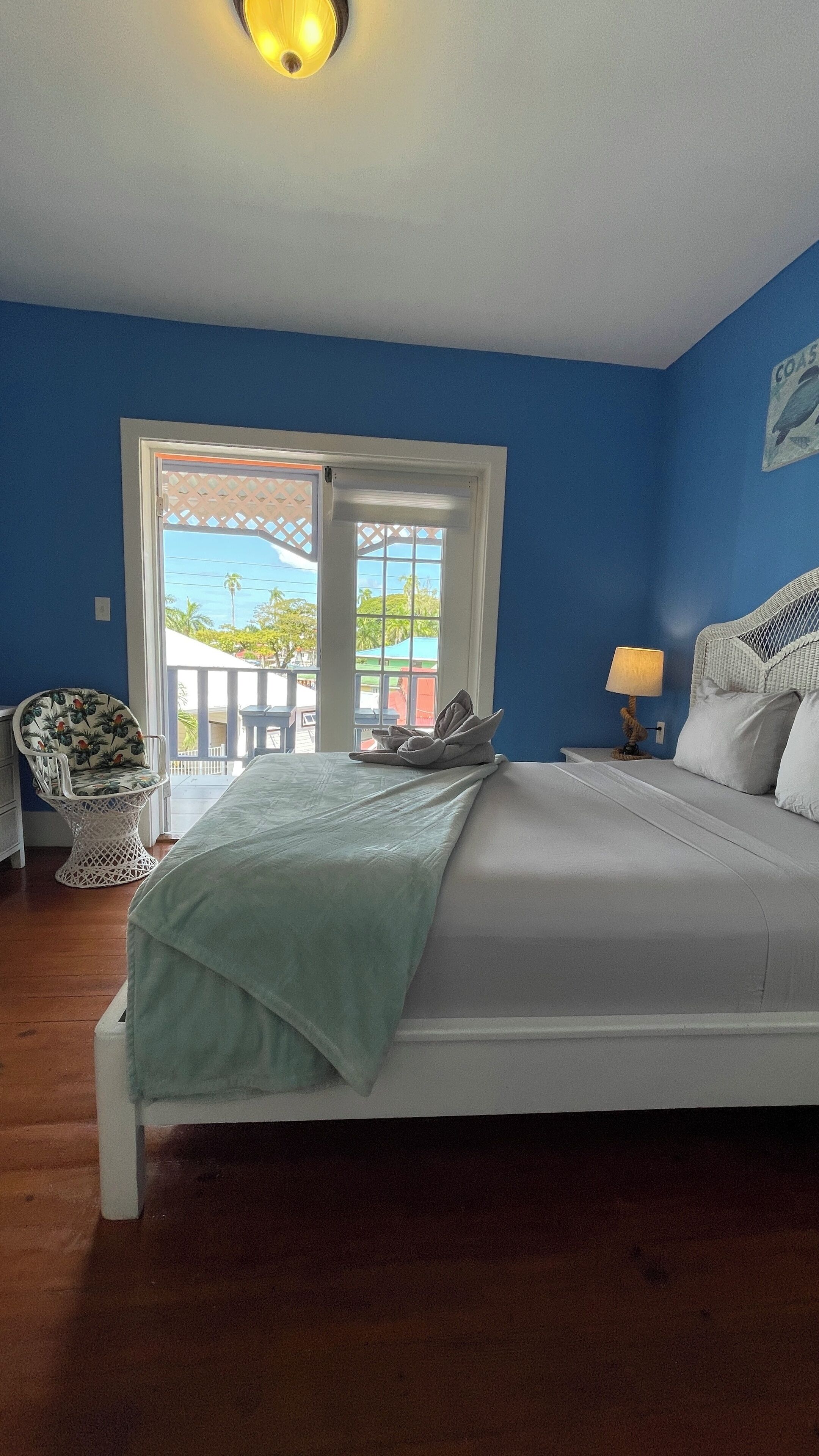 standard room, city view | desk, free wifi, bed sheets