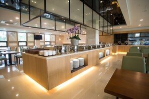 Bữa sáng kiểu Hàn hàng ngày với phụ phí nhỏ 