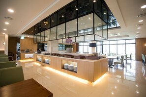 朝食 (韓国料理)、毎日提供 (1 名様 21000 KRW)