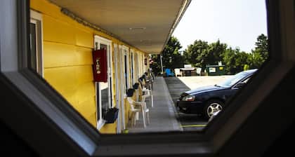 Southsider Motel