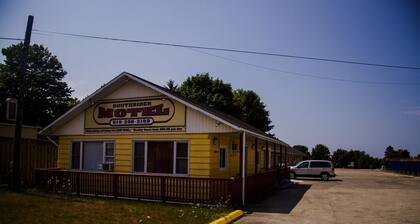 Southsider Motel