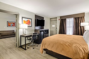Desk, iron/ironing board, free WiFi, bed sheets