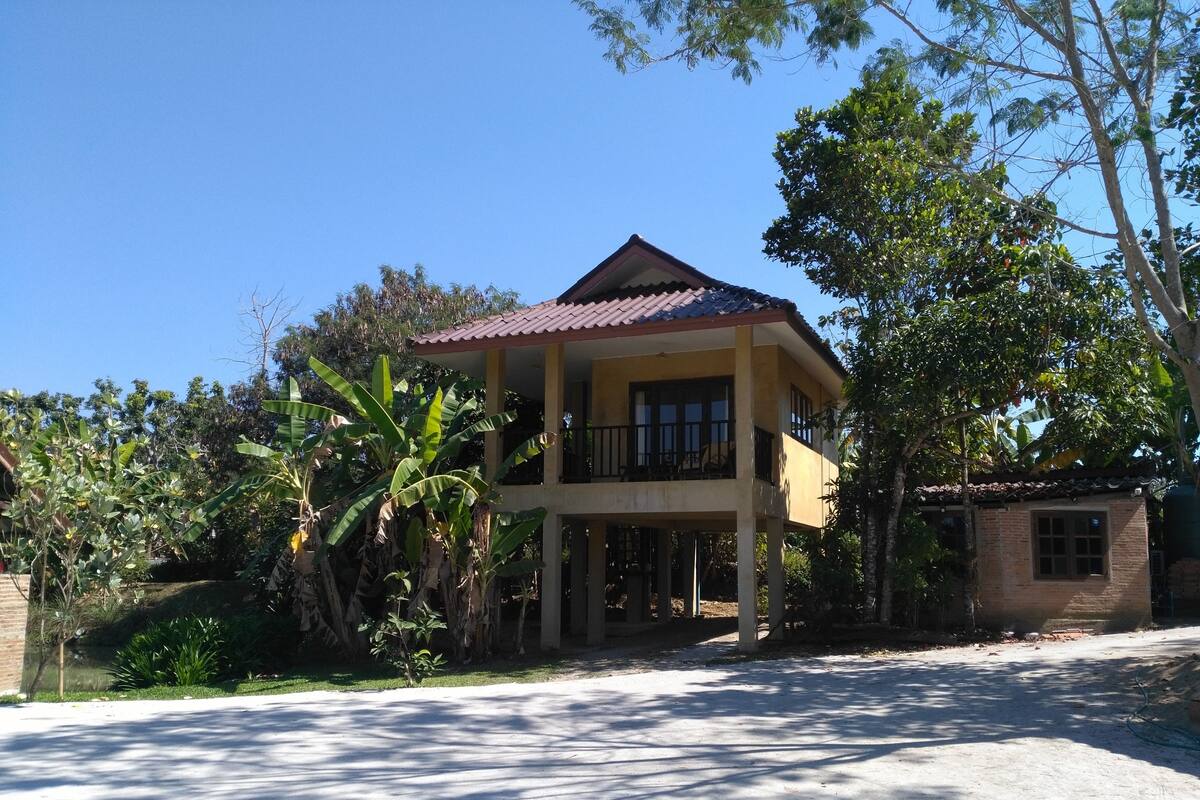 Bungalow Tiêu chuẩn, 1 phòng ngủ, quang cảnh núi | Két bảo mật tại phòng, bàn, khu vực làm việc phù hợp cho laptop 