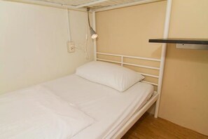 Suíte família, 1 quarto, sem janelas | Vista do quarto
