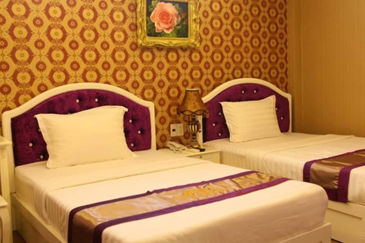 Quarto duplo superior | Frigobar, escrivaninha, Wi-Fi de cortesia