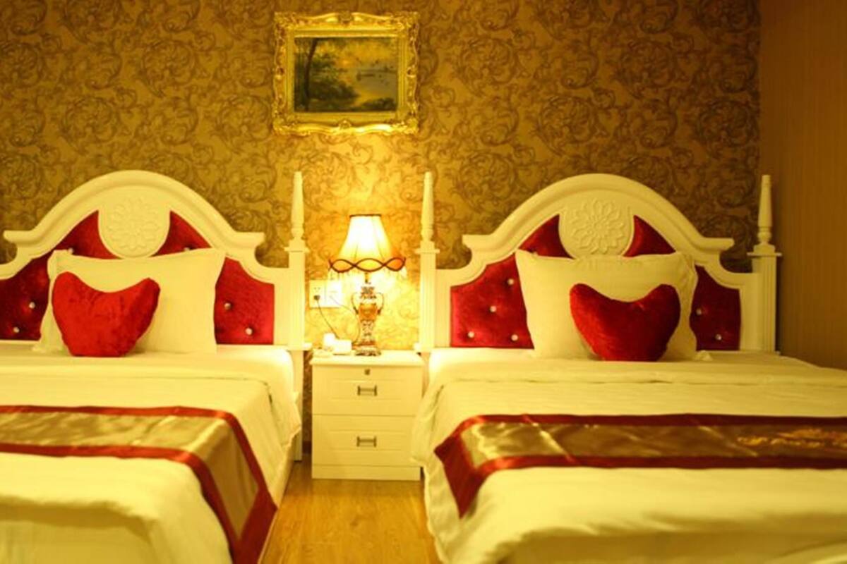 Quarto duplo luxo | Frigobar, escrivaninha, Wi-Fi de cortesia