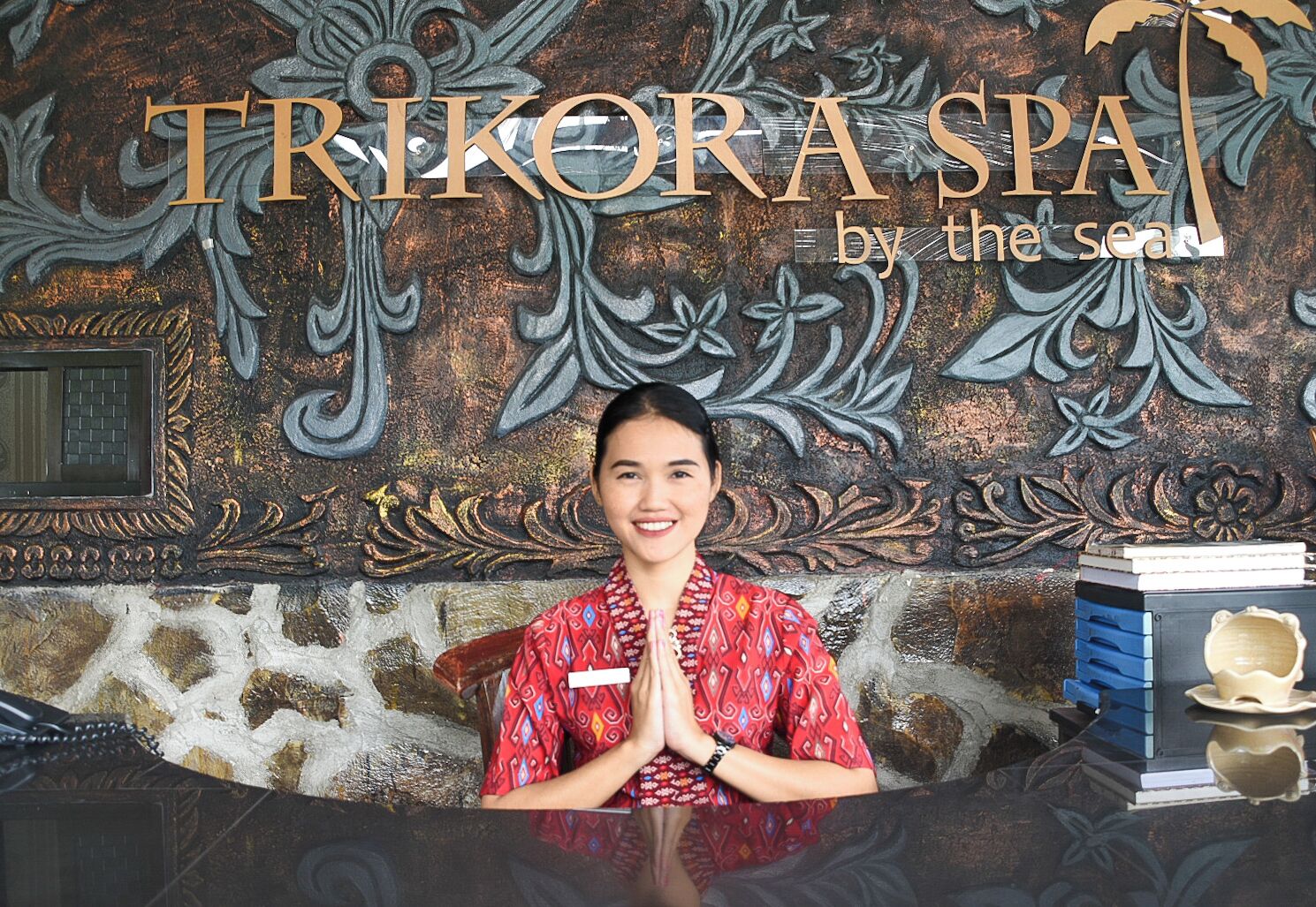 couples treatment room(s), hot tub, deep-tissue massages