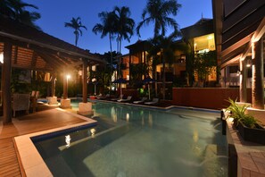 Massage/treatment rooms, massages