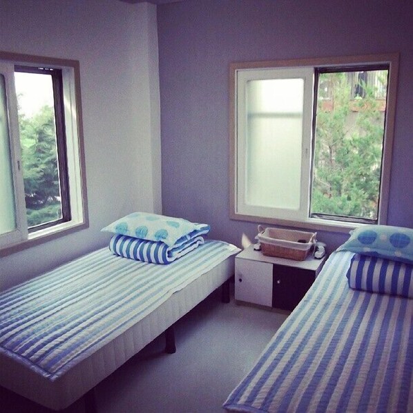 Værelse med 2 enkeltsenge | Gratis Wi-Fi