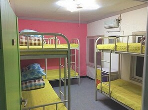 Shared Dormitory (6 people)