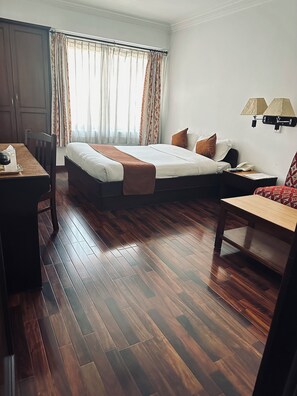 Deluxe Double or Twin Room